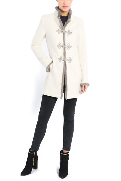 Long blazer from cream coloured wool-jersey