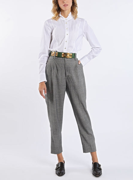 Pleated blouse from white cotton